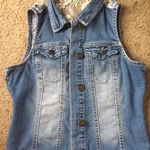 Jean Vest